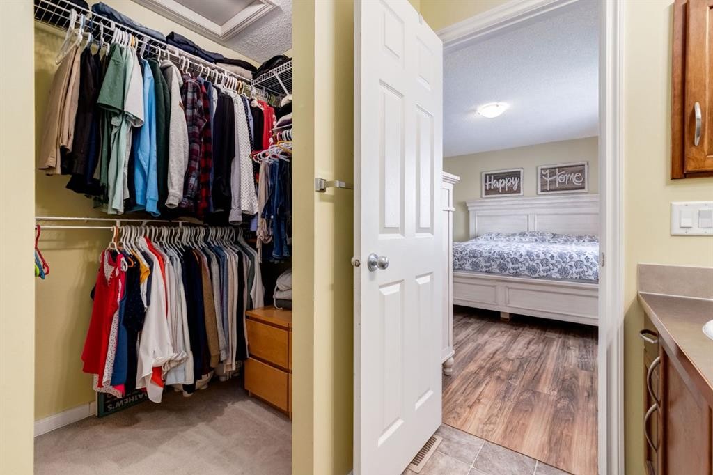 82 Cranwell Common Se, Calgary, AB - Indoor With Storage