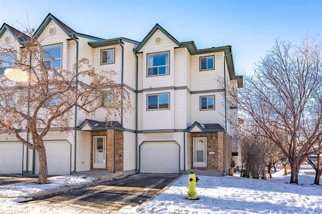 203 Anderson Grove Sw, Calgary, AB - Outdoor With Facade