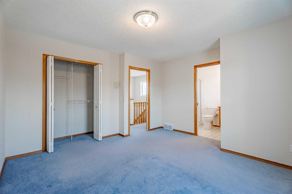 203 Anderson Grove Sw, Calgary, AB - Indoor Photo Showing Other Room