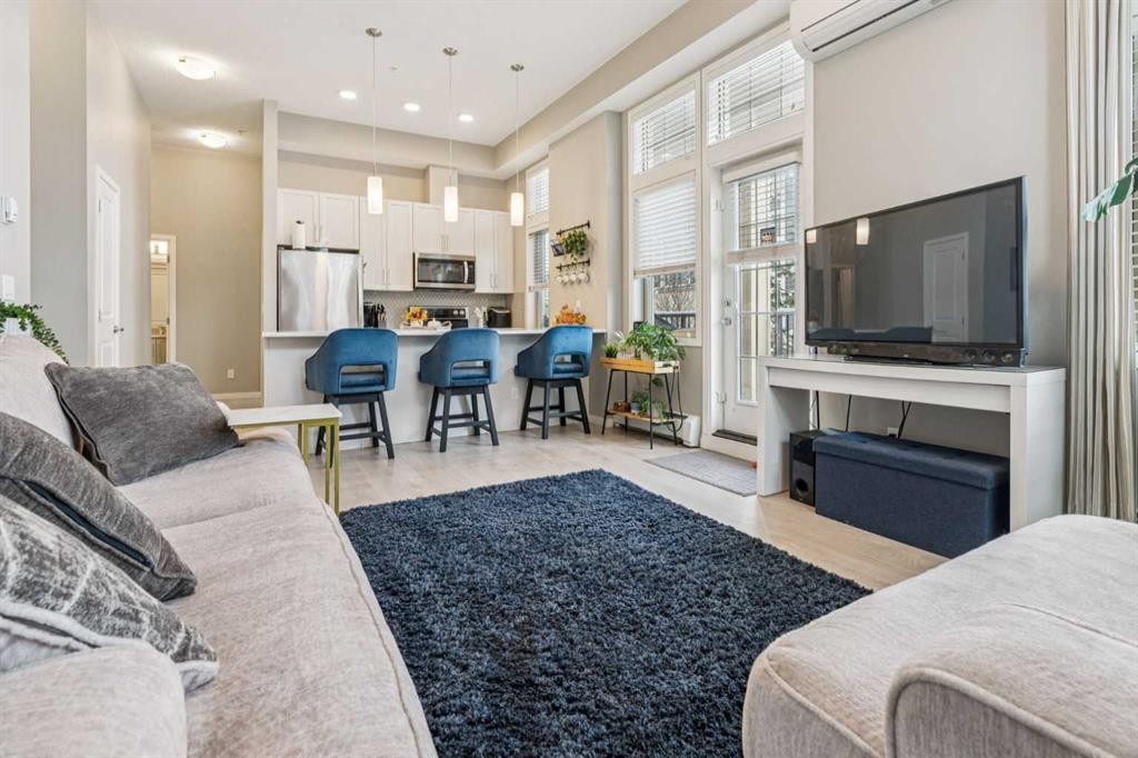 115-10 Mahogany Mews Se, Calgary, AB - Indoor Photo Showing Other Room