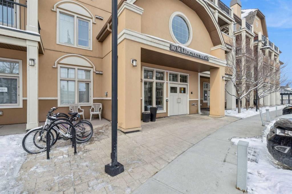 115-10 Mahogany Mews Se, Calgary, AB - Outdoor