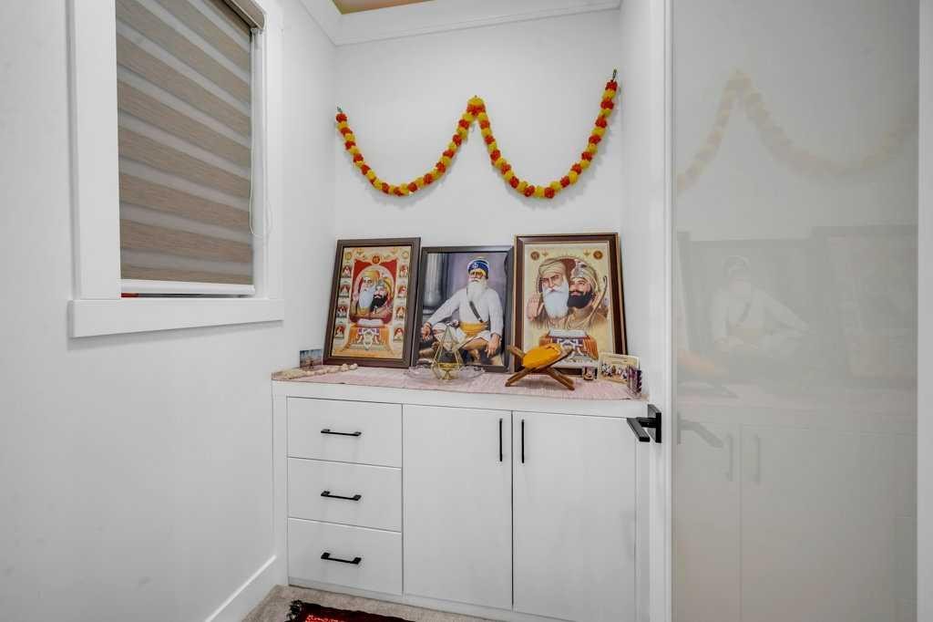 95 Saddlepeace Way Ne, Calgary, AB - Indoor Photo Showing Other Room