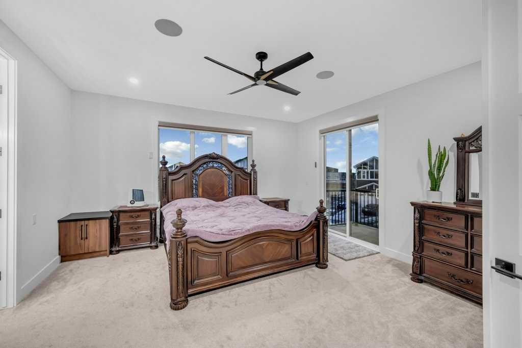 95 Saddlepeace Way Ne, Calgary, AB - Indoor Photo Showing Bedroom