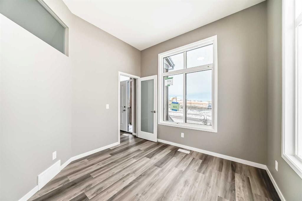 155 Sawgrass Gate Nw, Airdrie, AB - Indoor Photo Showing Other Room