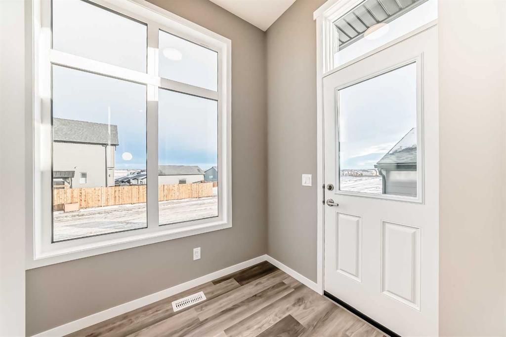 155 Sawgrass Gate Nw, Airdrie, AB - Indoor Photo Showing Other Room