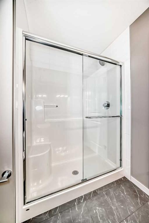 155 Sawgrass Gate Nw, Airdrie, AB - Indoor Photo Showing Bathroom