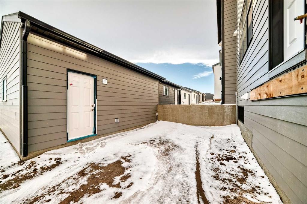 155 Sawgrass Gate Nw, Airdrie, AB - Outdoor With Exterior