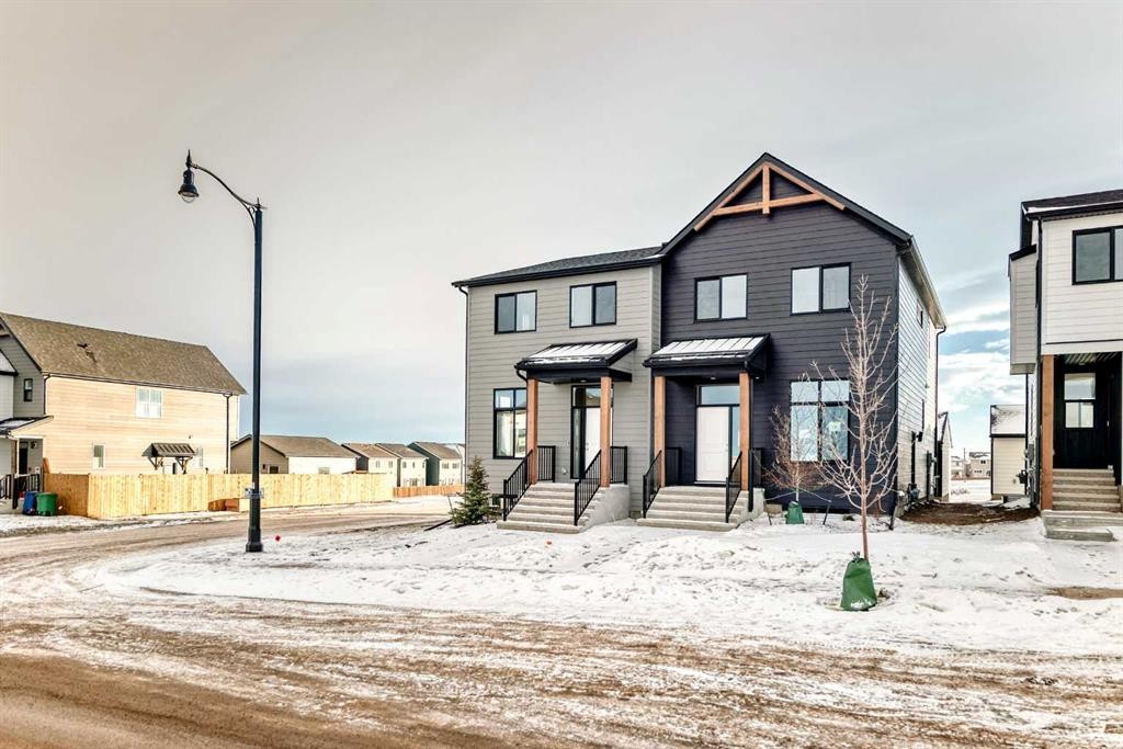 155 Sawgrass Gate Nw, Airdrie, AB - Outdoor With Facade