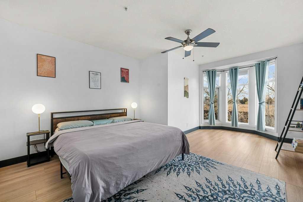 306-2307 14 Street Sw, Calgary, AB - Indoor Photo Showing Bedroom