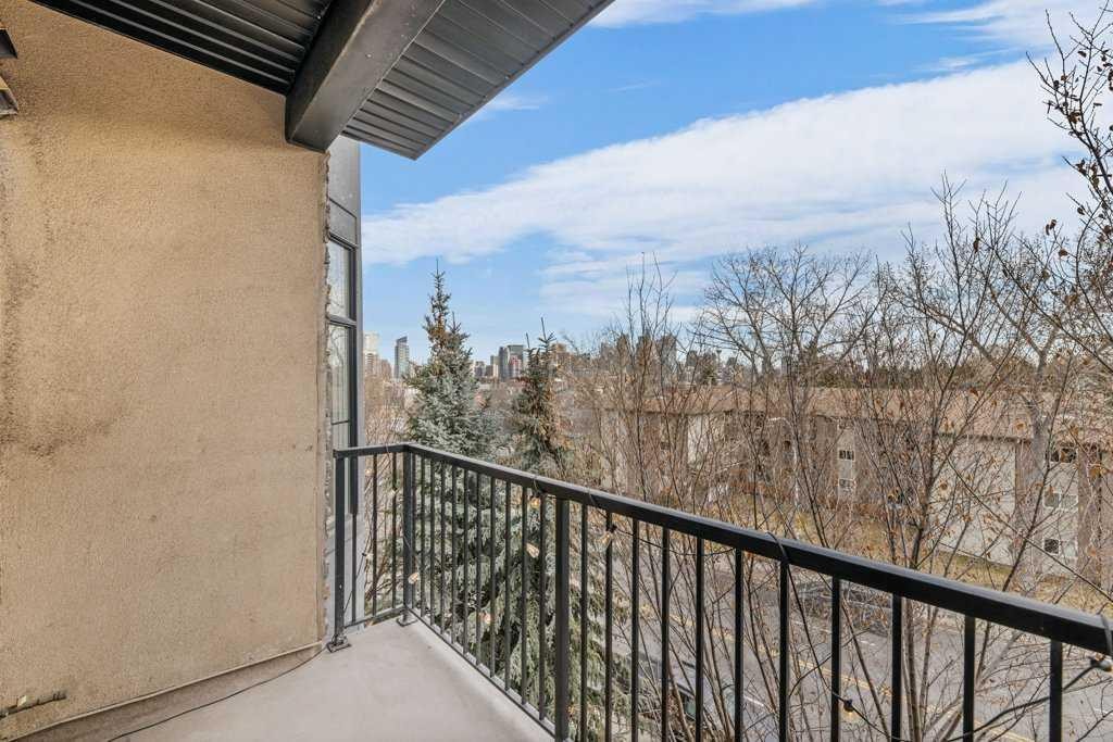 306-2307 14 Street Sw, Calgary, AB - Outdoor With Balcony