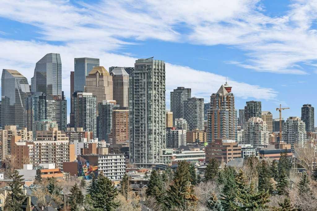 306-2307 14 Street Sw, Calgary, AB - Outdoor With Facade With View