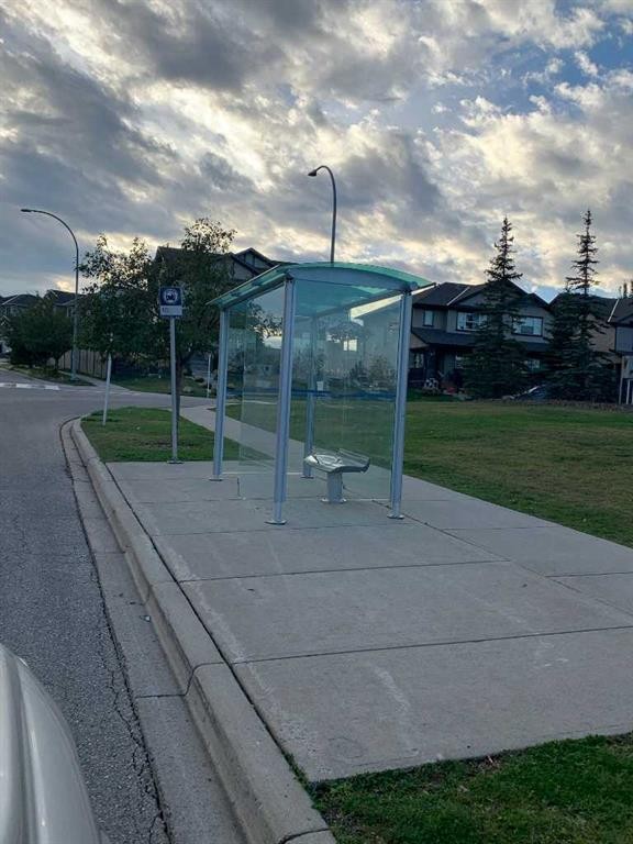 7 Panora Square Nw, Calgary, AB