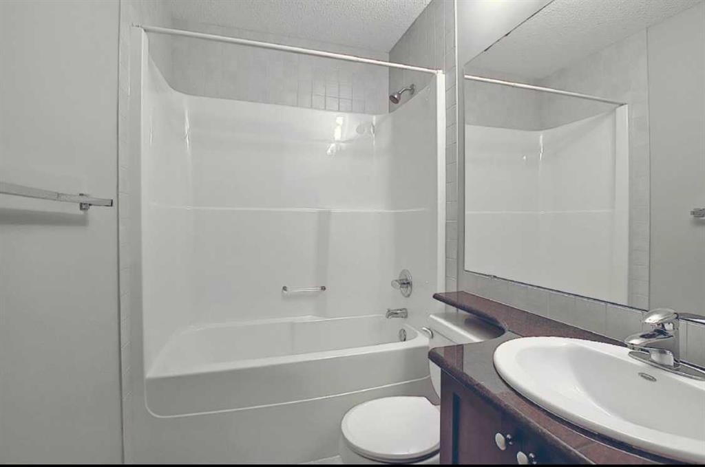 7 Panora Square Nw, Calgary, AB