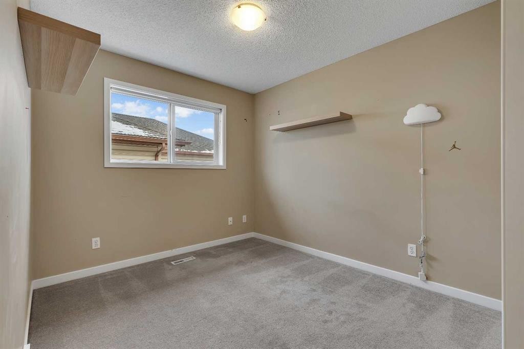 119 Valley Stream Circle Nw, Calgary, AB - Indoor Photo Showing Other Room