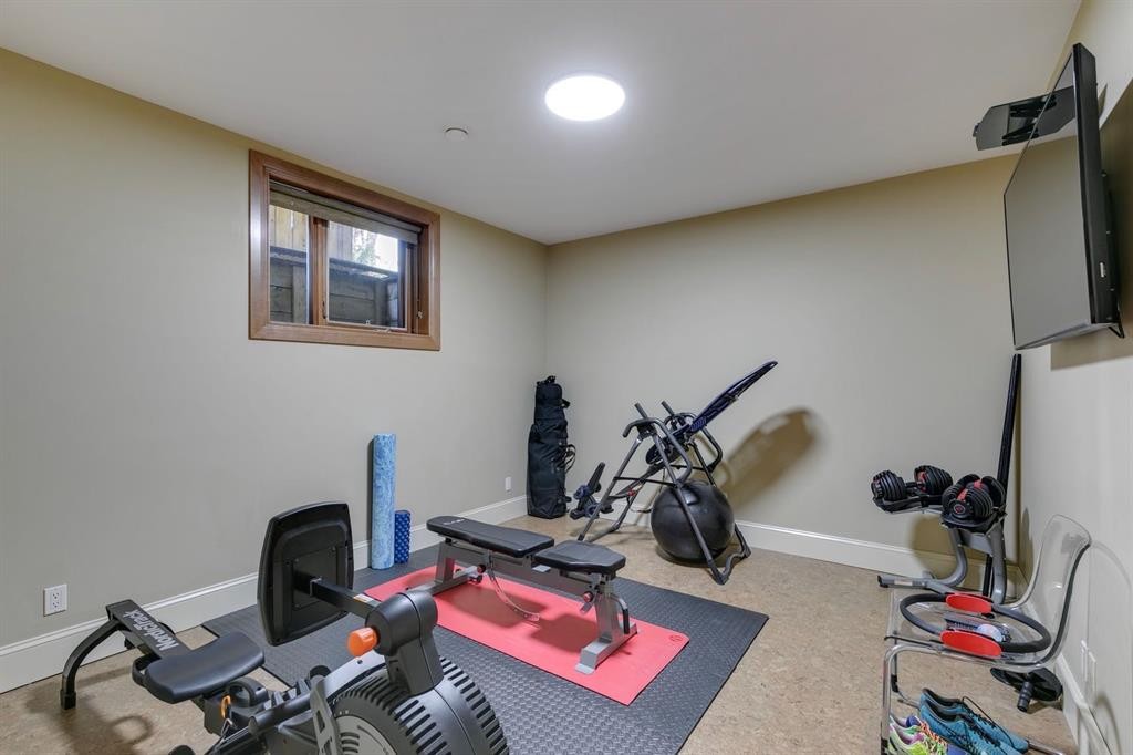 2609 7 Avenue Nw, Calgary, AB - Indoor Photo Showing Gym Room