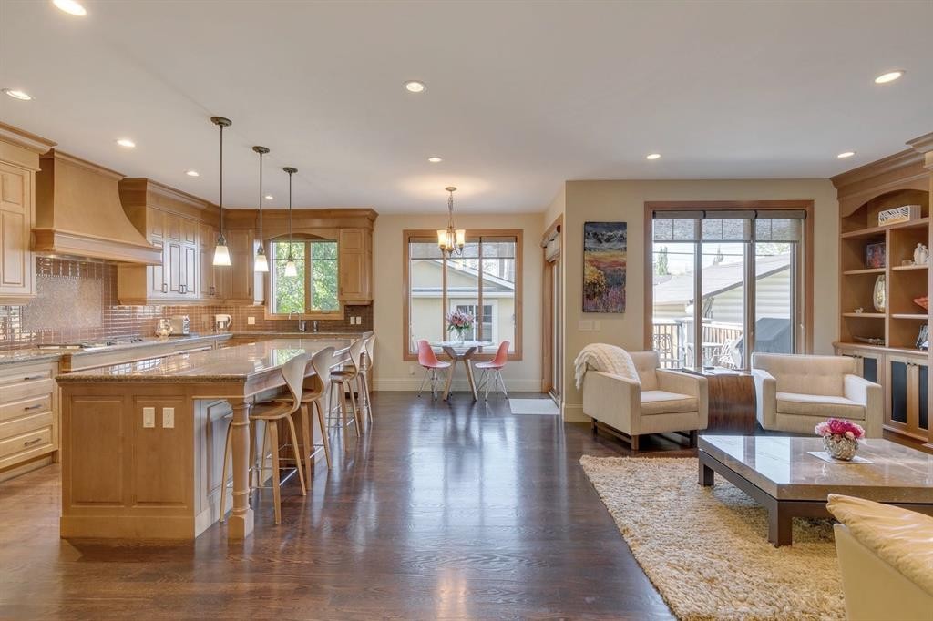 2609 7 Avenue Nw, Calgary, AB - Indoor