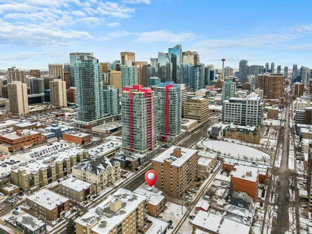 1023 12 Avenue Sw, Calgary, AB - Outdoor With View