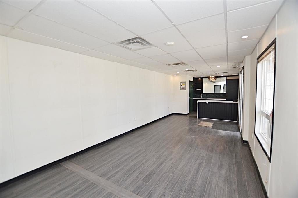 220 Main Street, Diamond Valley, AB