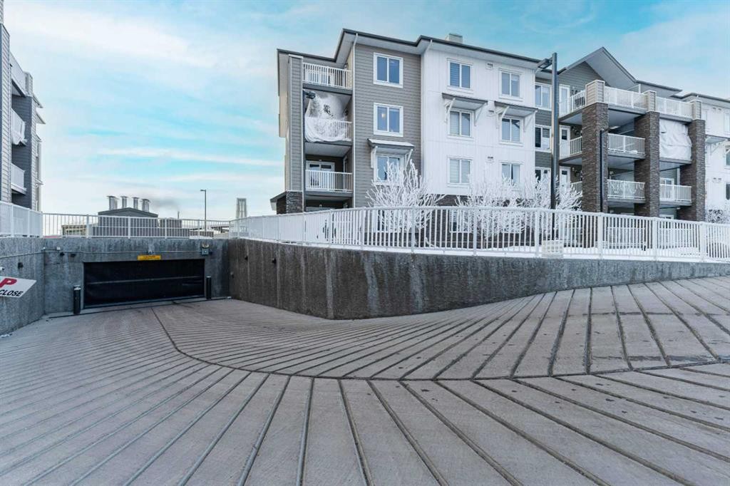 3217-6118 80 Avenue Ne, Calgary, AB - Outdoor