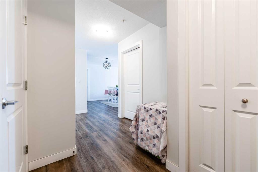 3217-6118 80 Avenue Ne, Calgary, AB - Indoor Photo Showing Bedroom