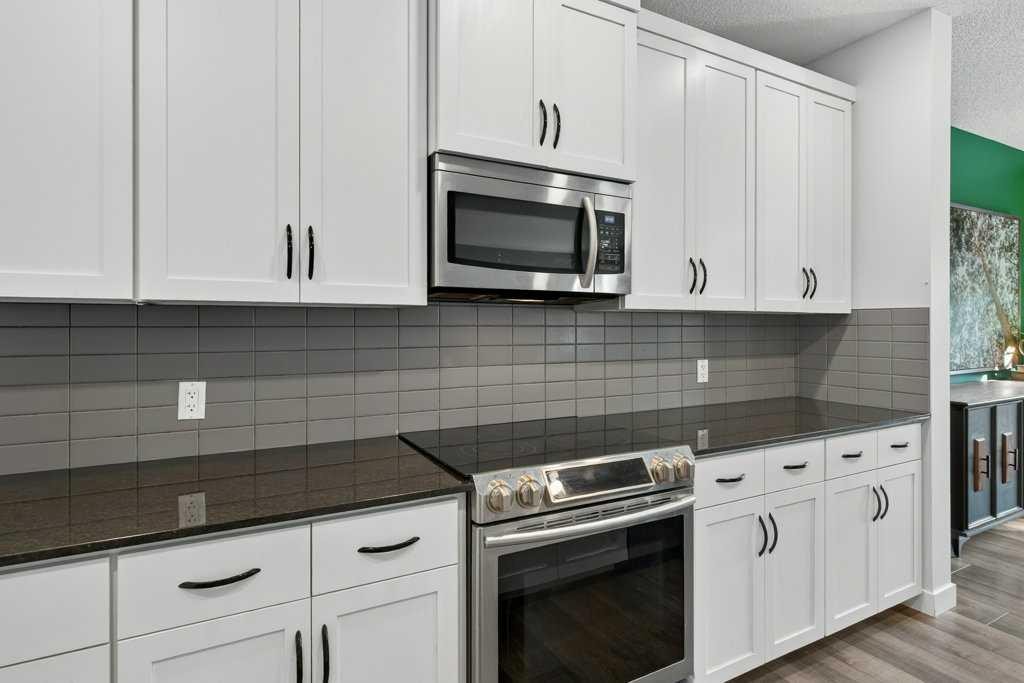 1091 Brightoncrest Green Se, Calgary, AB - Indoor Photo Showing Kitchen With Upgraded Kitchen
