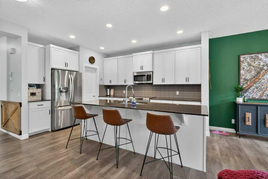 1091 Brightoncrest Green Se, Calgary, AB - Indoor Photo Showing Kitchen With Upgraded Kitchen
