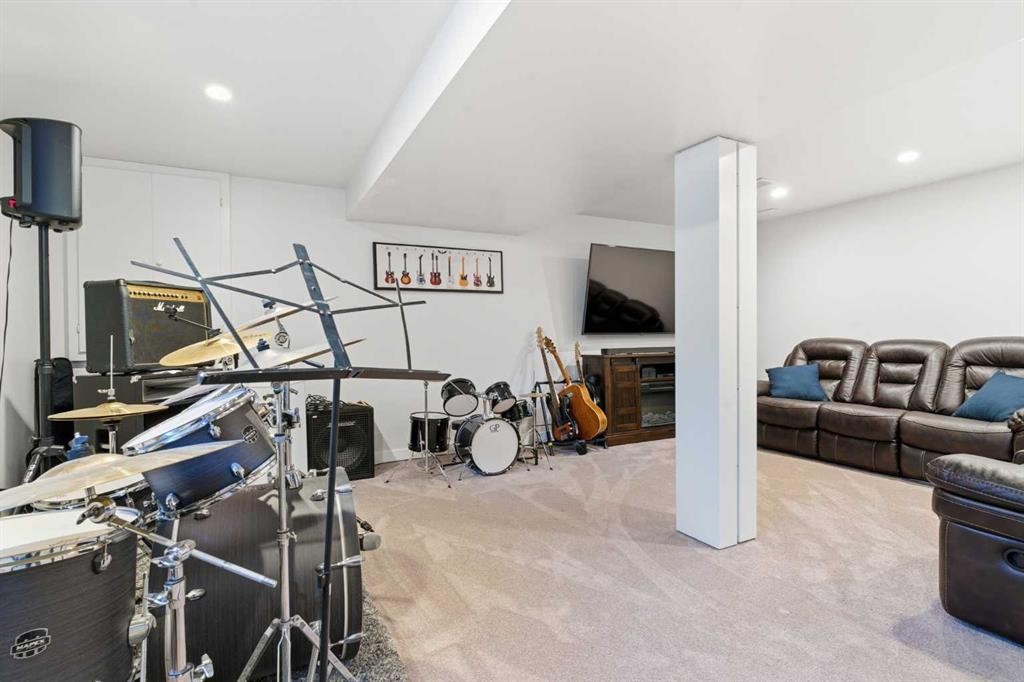 74 Evansbrooke Way Nw, Calgary, AB - Indoor