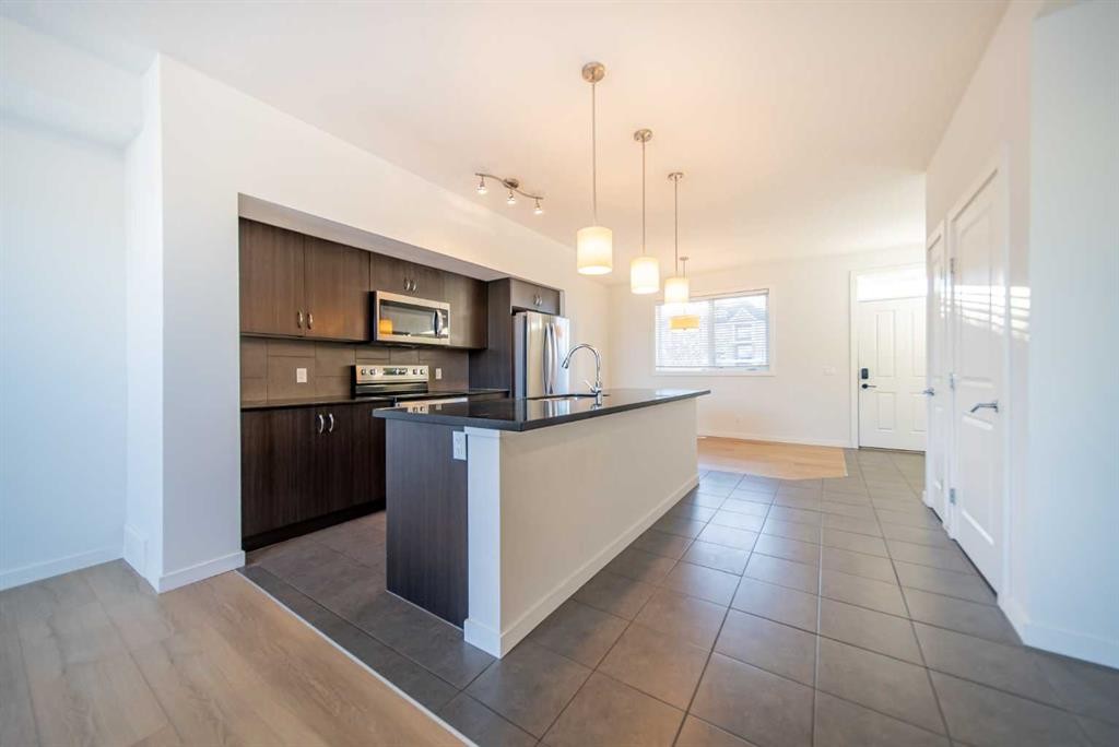 234 Cranston Way Se, Calgary, AB - Indoor Photo Showing Kitchen