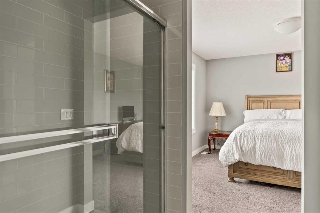 313 Evansglen Drive Nw, Calgary, AB - Indoor