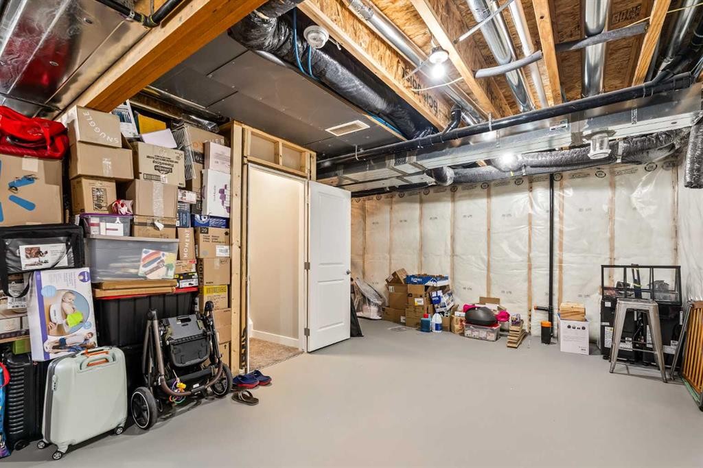 313 Evansglen Drive Nw, Calgary, AB - Indoor Photo Showing Basement