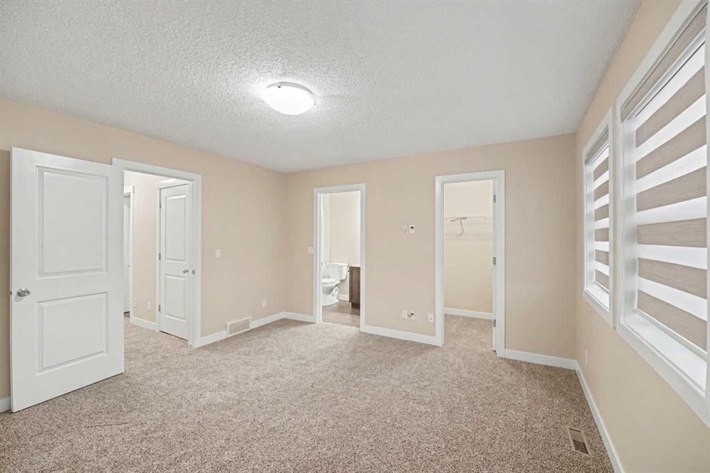 14 Skyview Point Link Ne, Calgary, AB - Indoor Photo Showing Other Room