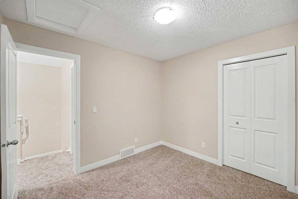 14 Skyview Point Link Ne, Calgary, AB - Indoor Photo Showing Other Room
