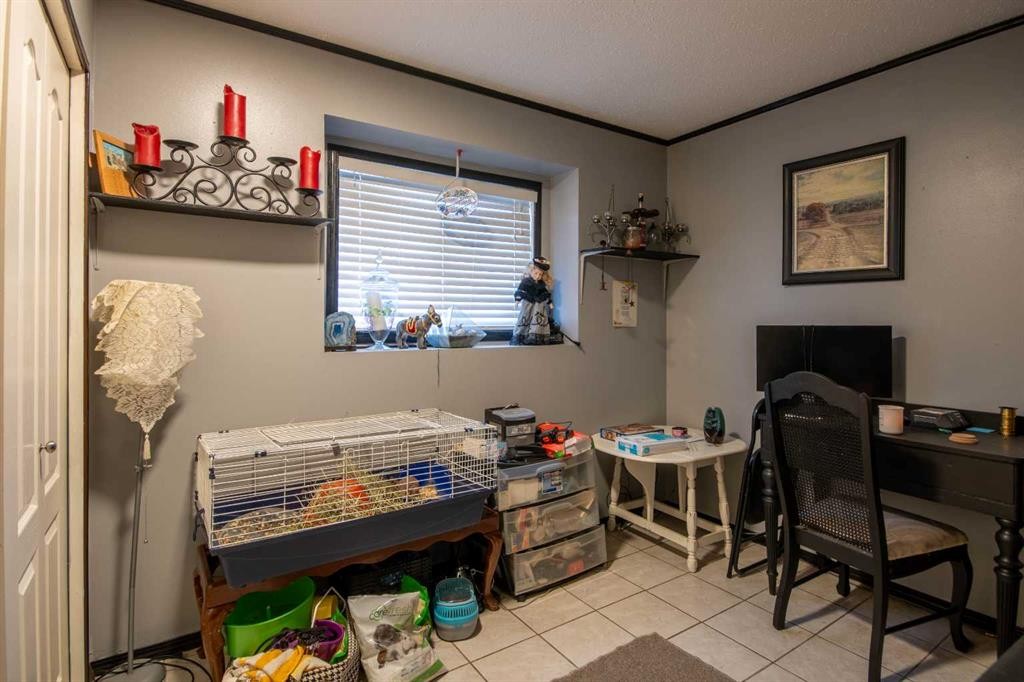 128 10 Avenue Ne, Sundre, AB - Indoor