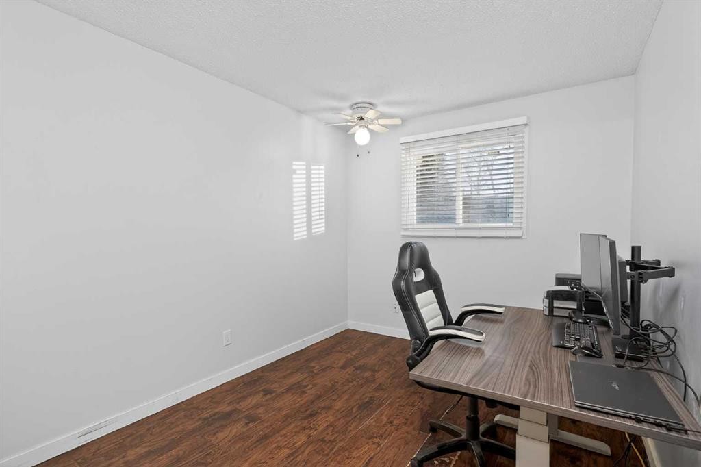68 Cedarwood Hill Sw, Calgary, AB - Indoor Photo Showing Office
