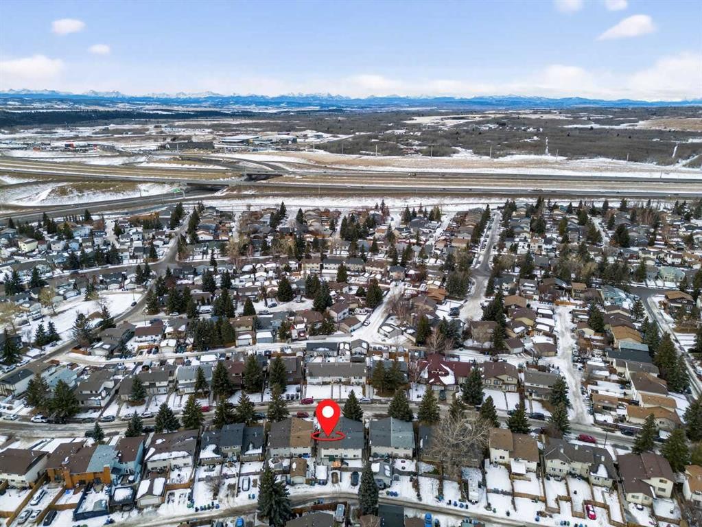 68 Cedarwood Hill Sw, Calgary, AB - Outdoor With View