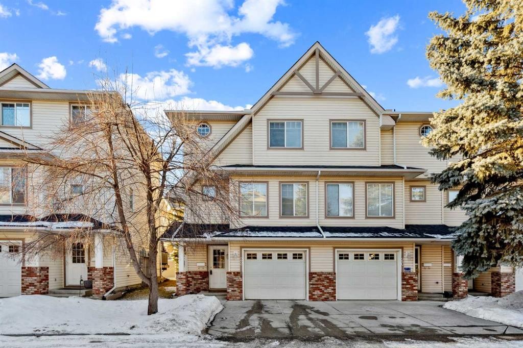 22 Country Hills Cove Nw, Calgary, AB - Outdoor With Facade