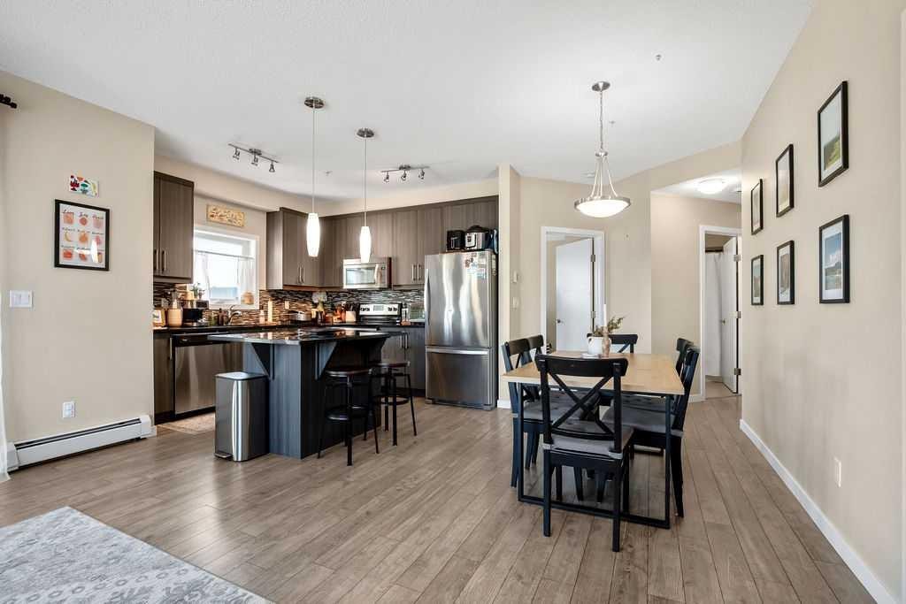 321-402 Marquis Lane Se, Calgary, AB - Indoor