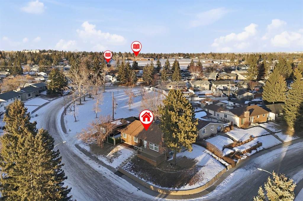304 Huntbourne Hill Ne, Calgary, AB - Outdoor With View