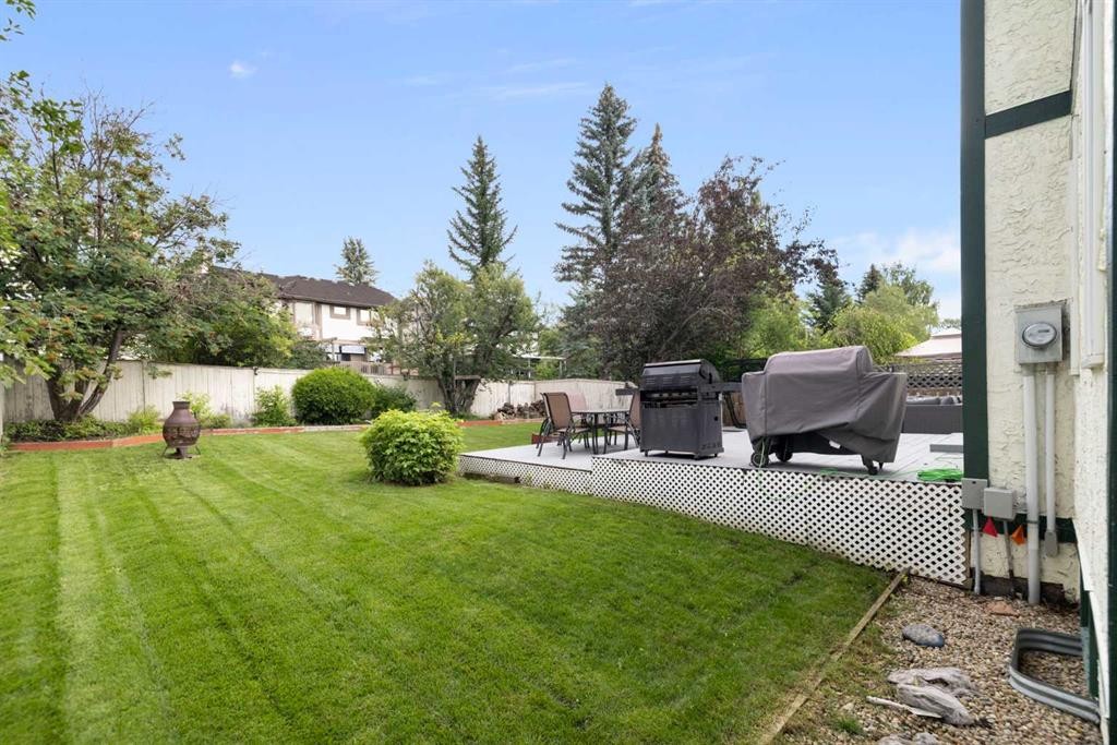 156 Woodfield Road Sw, Calgary, AB - Outdoor