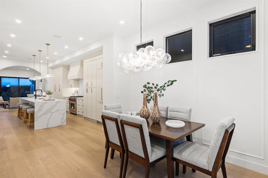 1904 48 Avenue Sw, Calgary, AB - Indoor Photo Showing Dining Room