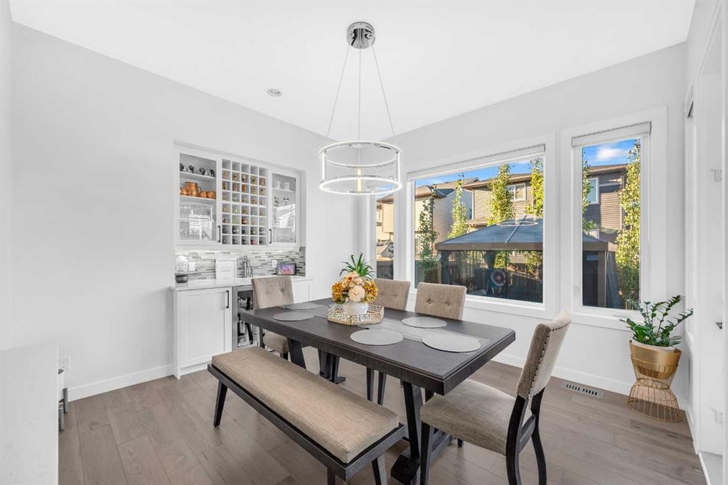 134 Corner Meadows Common Ne, Calgary, AB - Indoor Photo Showing Dining Room