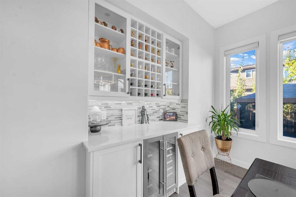 134 Corner Meadows Common Ne, Calgary, AB - Indoor Photo Showing Other Room