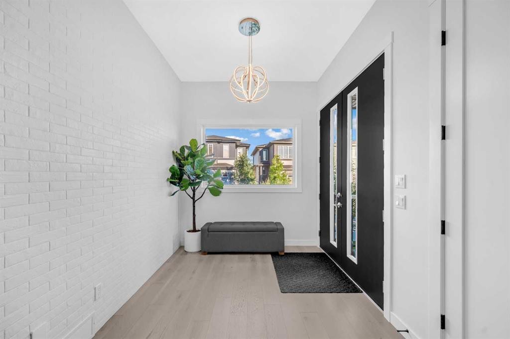 134 Corner Meadows Common Ne, Calgary, AB - Indoor Photo Showing Other Room