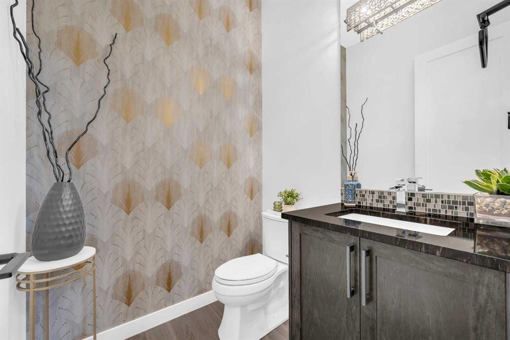 134 Corner Meadows Common Ne, Calgary, AB - Indoor Photo Showing Bathroom