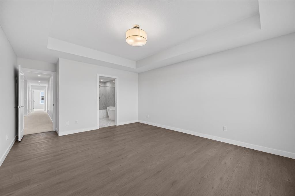93 Walgrove Bay Se, Calgary, AB - Indoor Photo Showing Other Room