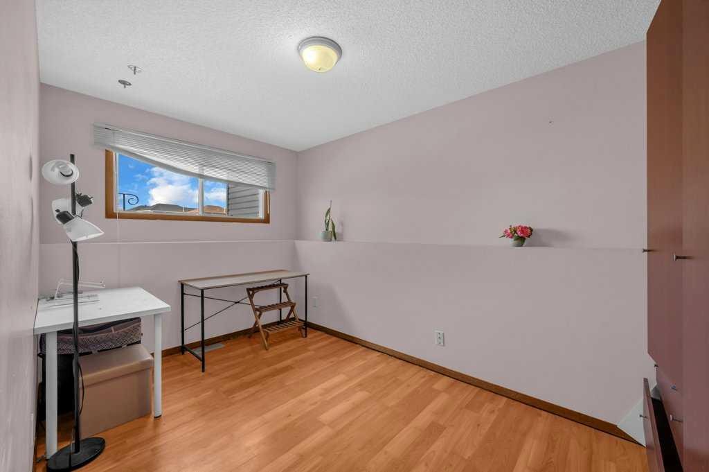 64 Castledale Crescent Ne, Calgary, AB - Indoor Photo Showing Other Room