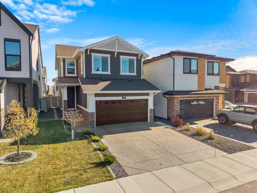 40 West Grove Link Sw, Calgary, AB - Outdoor With Facade