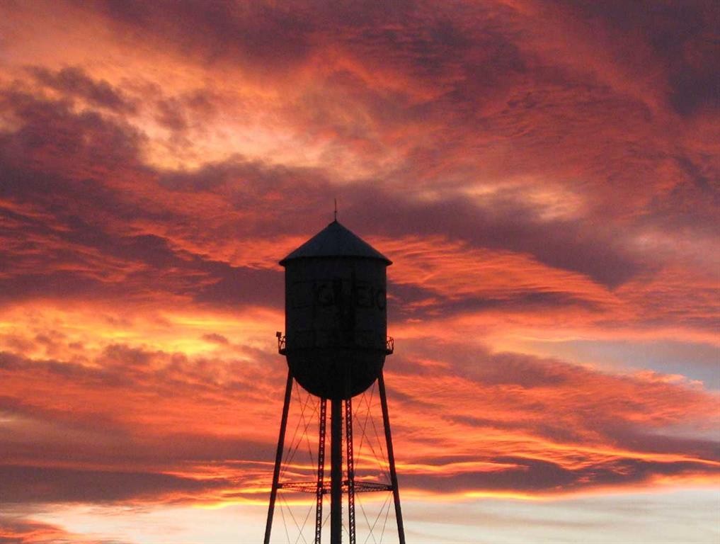 218 9 Avenue, Gleichen, AB