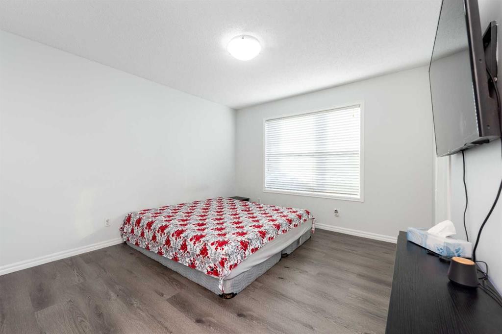 185 Skyview Ranch Drive Ne, Calgary, AB - Indoor Photo Showing Bedroom