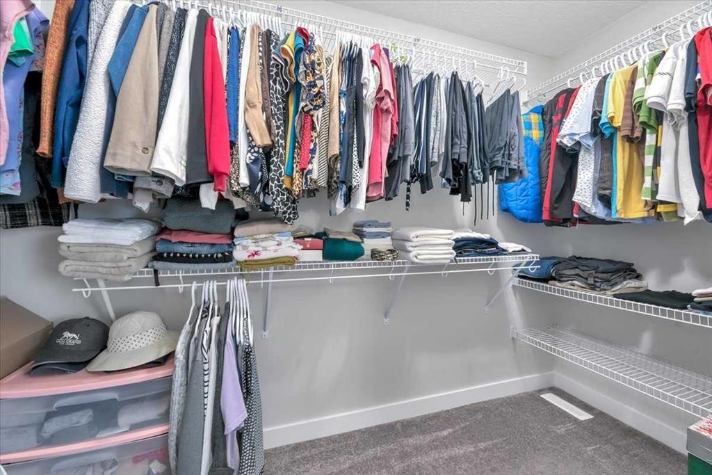 81 Legacy Woods Place Se, Calgary, AB - Indoor With Storage
